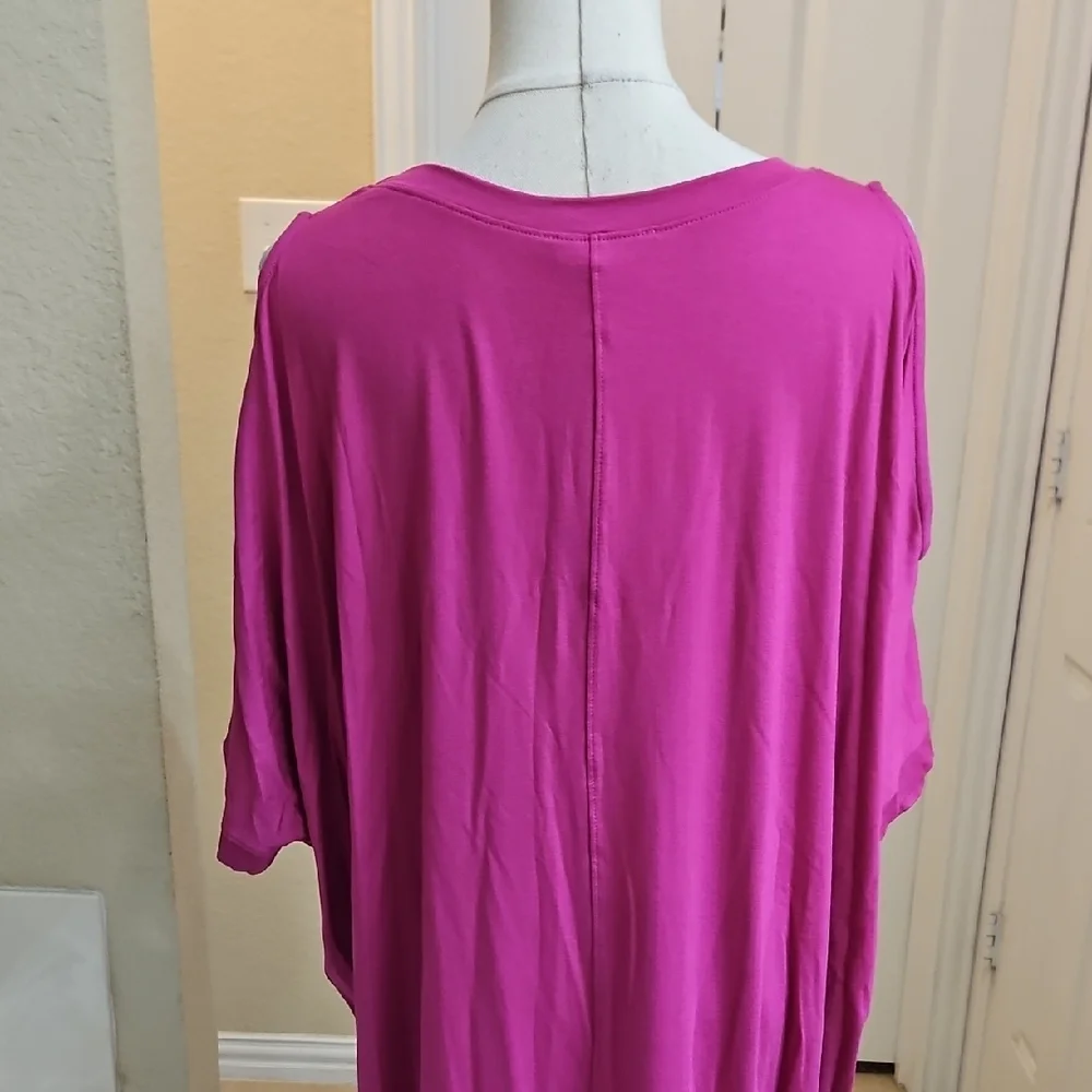 Nally & Millie Magenta Cold Shoulder Draped Dolman Sleeve Tunic Top Size M - Picture 8 of 10